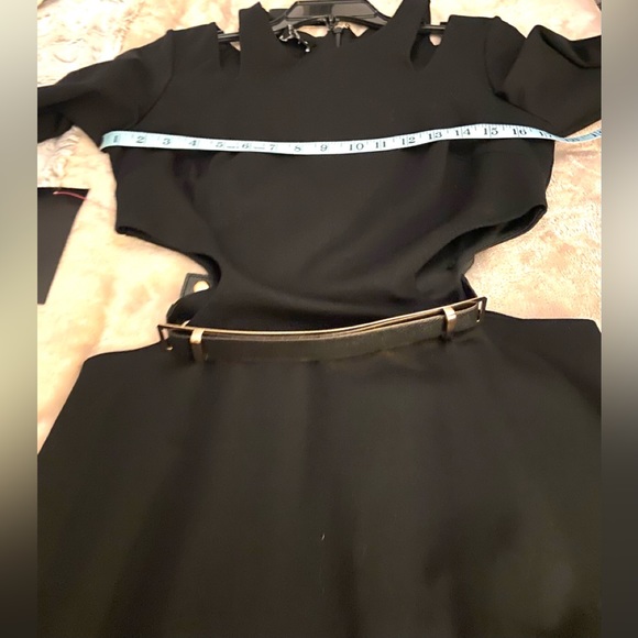 Bebe Ocelot LS Cutouts Dress. - Picture 7 of 9